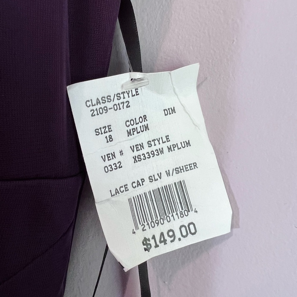 NWT David's Bridal XSCAPE Woman Joanna Chen Purple Lace Shoulder Drape Dress 18 - Picture 13 of 16